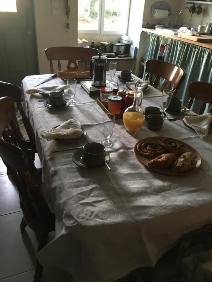 Le Petit Grange Bed & Breakfast Le Lindois Exterior foto
