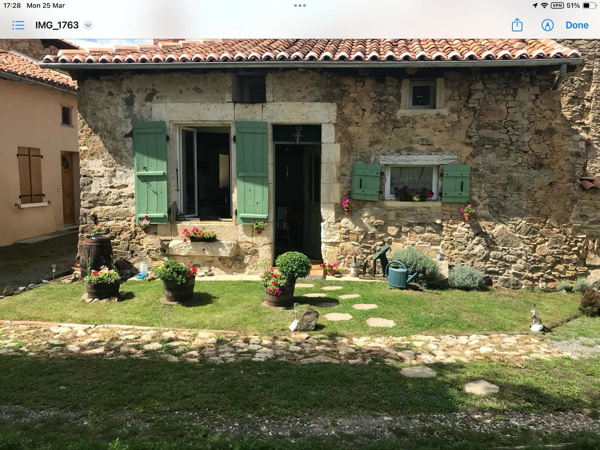 Le Petit Grange Bed & Breakfast Le Lindois Exterior foto