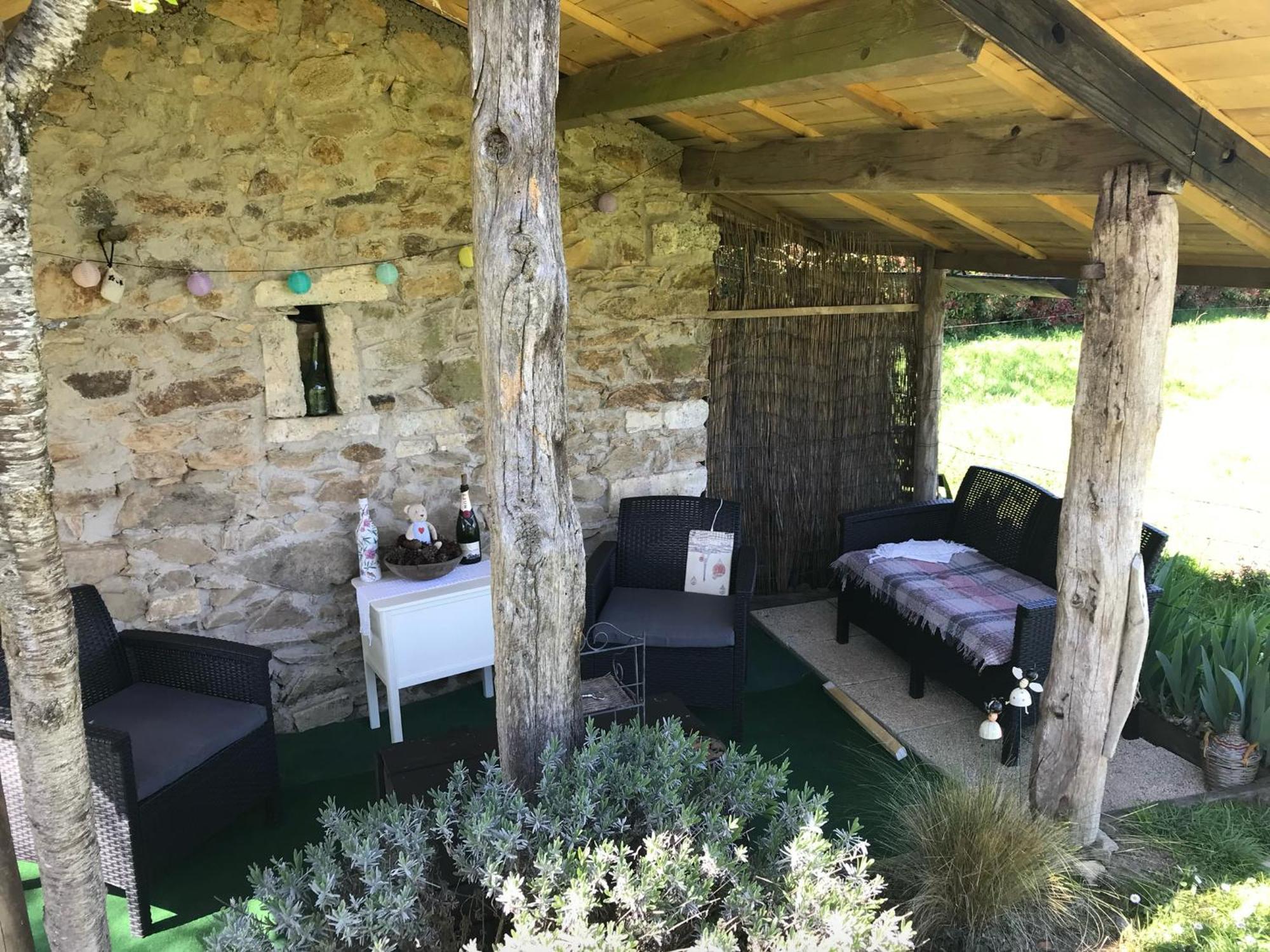 Le Petit Grange Bed & Breakfast Le Lindois Exterior foto